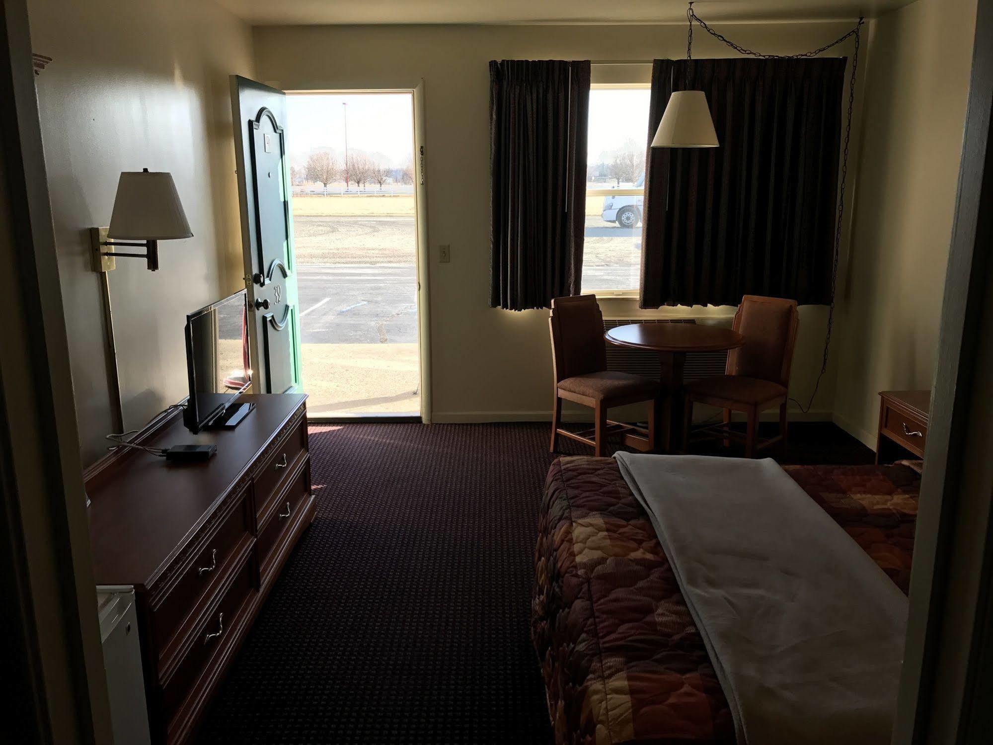 Budget Inn Daleville Eksteriør bilde